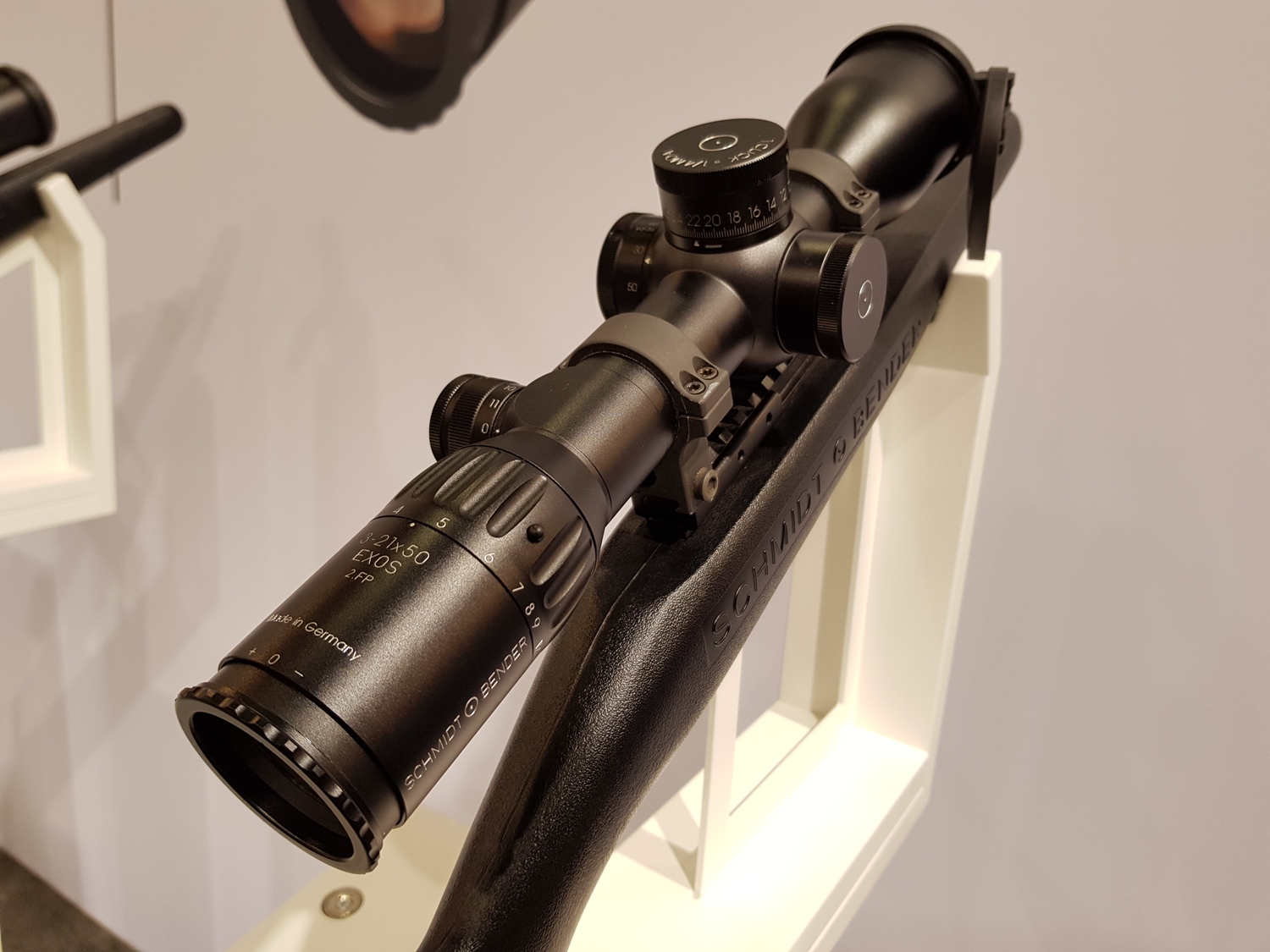 schmidt-bender-shot-show-2019-optics-info